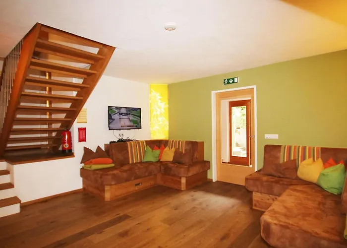 Alpin-chalet فلاخاو